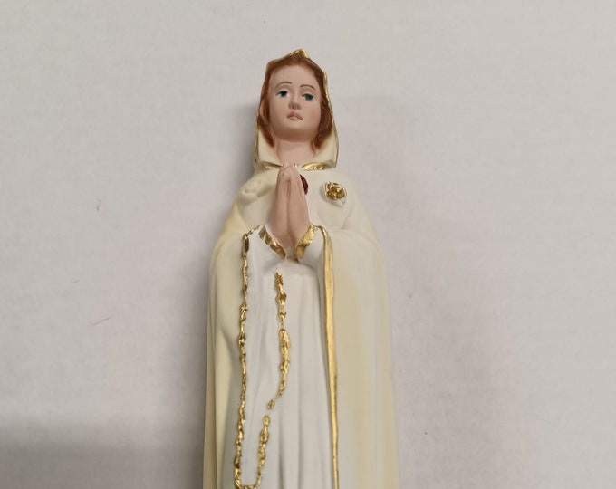 Statue of the Madonna Maria Rosa Mystica 20 cm (7.87 inches) in hand-decorated full resin marble of Italian artisan production