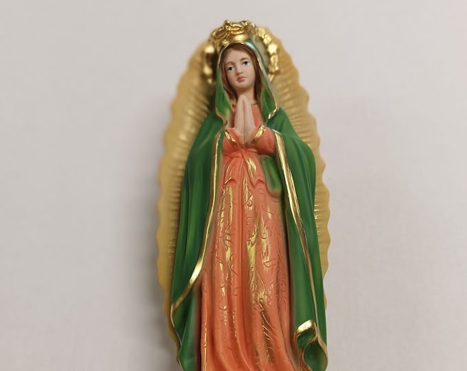 Statue of Our Lady of Guadalupe cm 30 (11.81 inches) in marble resin full decorated by hand of Italian artisan production
