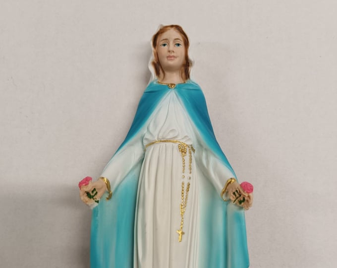 Statue of the Madonna of the Roses 20 cm (7.87 inches) in hand-decorated full resin marble, Italian artisan production