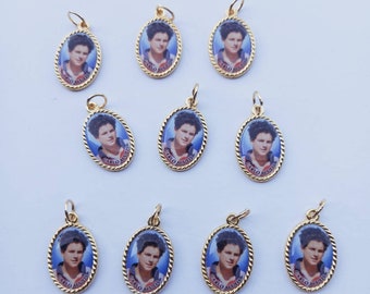 Pack of 10 medals of the Blessed Carlo Acutis 2 x 1.5 cm (0.78 x 0.59 inches) of Italian artisan production
