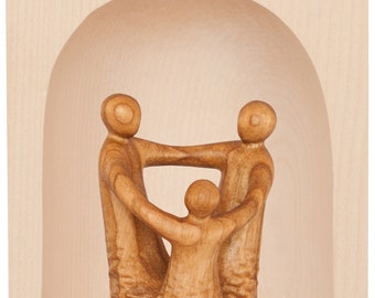 Candle holder with sculpture of the family in harmony, carved in Valgardena wood and decorated by hand, of Italian production