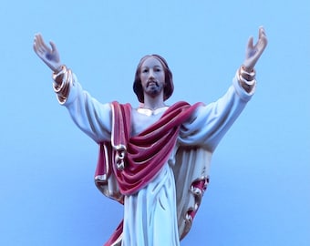Statue of the Risen Jesus Christ 37 x 18 cm (14.56 x 7.08 inches) in hand-decorated resin marble, handcrafted production