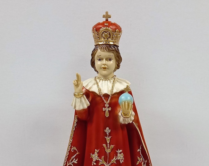 Statue of the Infant Jesus of Prague cm 42,5 x 19 (16,73 x 7,48 inches) in hand-decorated solid resin marble of handcrafted production