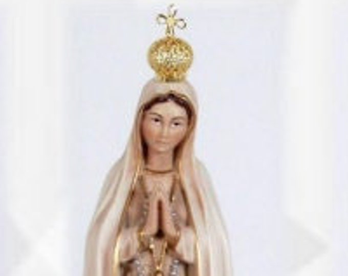 Statue of Our Lady of Fatima cm 29 (11,41 inches) made of resin and entirely decorated by hand, handcrafted