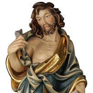 Statue of St. Luke the Evangelist carved in Val Gardena wood and decorated by hand of Italian artisan production