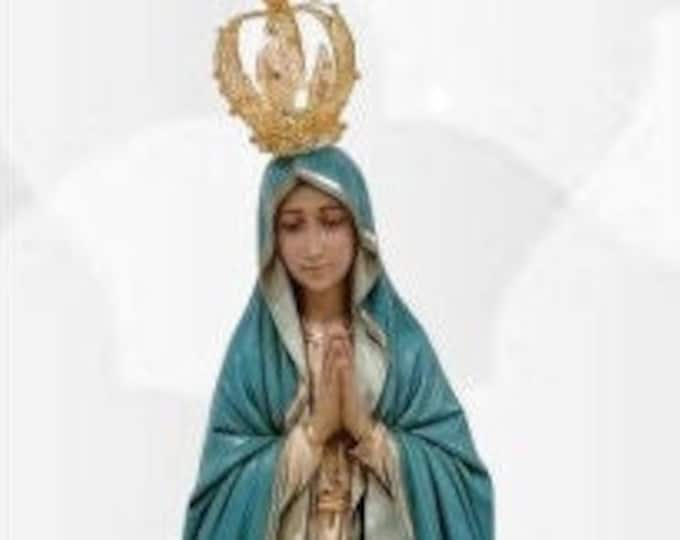 Statue of Our Lady of Peace cm 97 x 47 (38,18 x 18,50 inches) in hand-decorated resin marble of handcrafted production