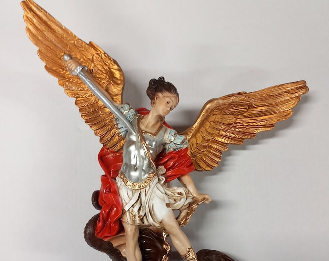Statue of St. Michael the Archangel 40 cm (15.74 inches) in marble resin full decorated by hand, artisanal production