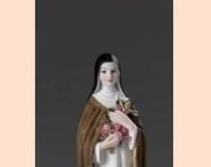Statue of Saint Teresa, cm 23 (9.05 inches) in alabaster powder, wooden base, hand decorated, made in Italy