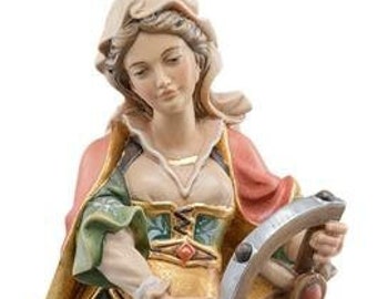 Statue of Saint Catherine carved from Valgardena wood and hand-decorated, handcrafted in Italy.