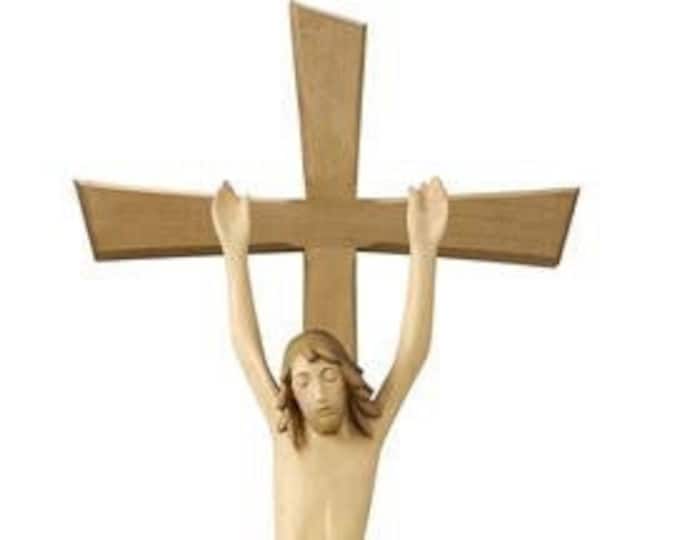 Crucifix cross Florence, carved in wood of Valgardena and decorated by hand, various sizes, of Italian artisan production