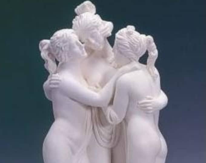 Classical sculpture "Three Graces" by Canova, in alabaster powder, 43 cm (16.92 inches), handcrafted in Italy.