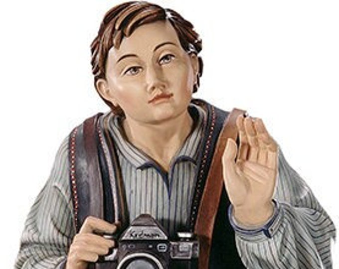 Sculpture of the Photographer carved in wood of Valgardena and decorated by hand of Italian artisan production
