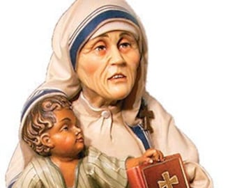 Statue of Saint Mother Teresa of Calcutta carved from Valgardena wood and hand-decorated by Italian artisan production