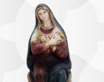 Statue of Our Lady of Sorrows cm 22 (8,66 inches) made of resin, hand-decorated, handcrafted