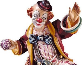 Clown Juggler statue carved in Valgardena wood and hand-decorated, of Italian artisan production