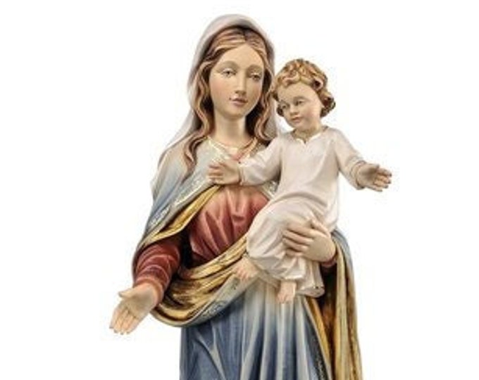 Statue of the Madonna with child carved in Valgardena wood and hand decorated, Italian artisan production