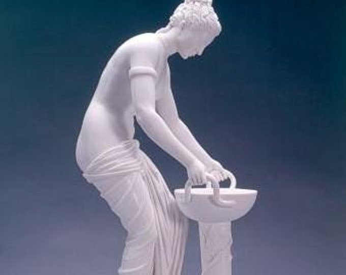 Classical sculpture "Vesta/Hestia" made of alabaster powder, cm 67 (26,37 inches) Made in Italy