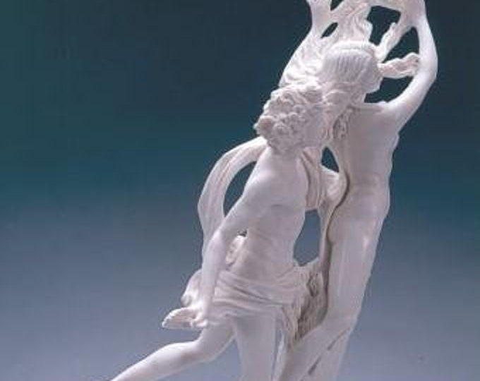 Classical sculpture "Apollo and Daphne" by Bernini in alabaster powder, marble base, 50 cm (19.68 inc) of Italian artisan production.