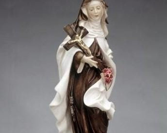 Statue of Saint Teresa, cm 44 (17.32 inches) in alabaster powder, wooden base, hand decorated, made in Italy