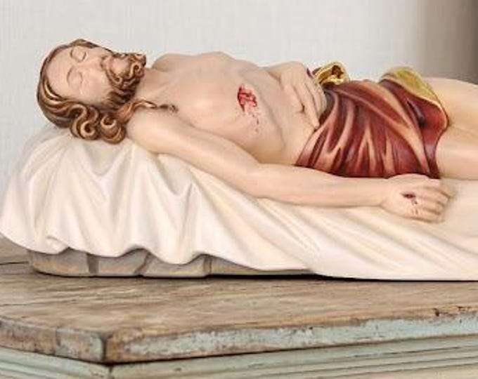 Statue of Jesus Christ deposed carved in Valgardena wood and hand-decorated, artisanal Italian production.