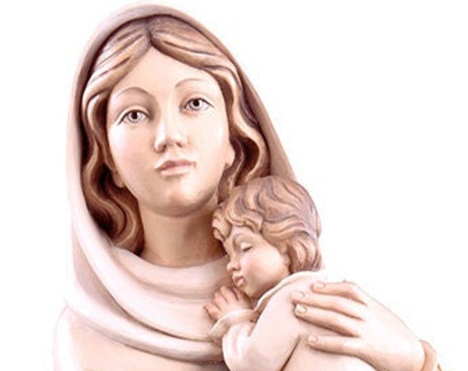 Statue of the Madonna del Ferruzzi carved in wood from Valgardena and hand-decorated of Italian craftsmanship