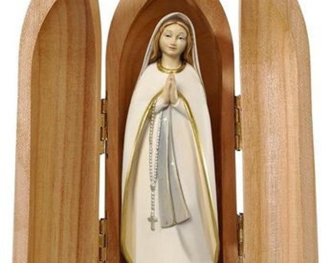 Statue of the Madonna del Pellegrino with niche, carved in Valgardena wood, hand-decorated, made in Italy