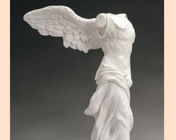 Classical sculpture "Venus of Samothrace", cm 40 (15.74 inches) in alabaster powder, marble base, handcrafted, made in Italy