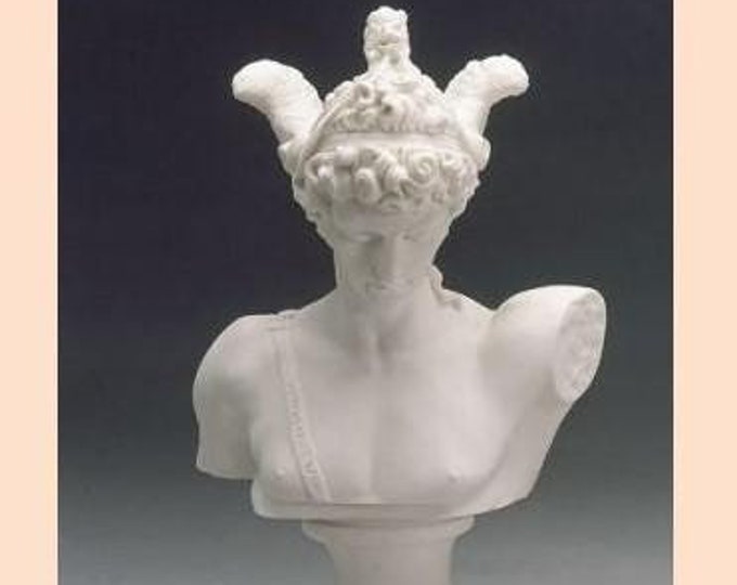 Classic sculpture "Head of Perseus", cm 26 (10.23 inches) in alabaster powder, marble base, handcrafted, made in Italy