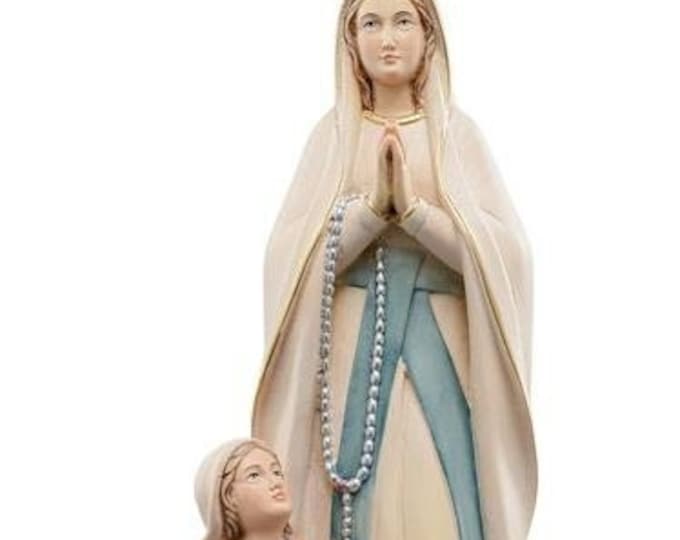Statue of Our Lady of Lourdes with Bernadette carved in wood from Valgardena and decorated by hand of Italian artisan production