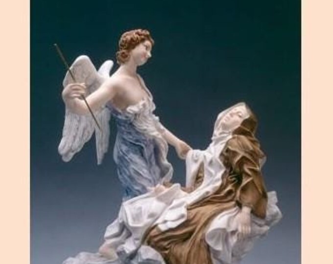 Statue of the Martyrdom of Saint Teresa cm 42 x 34 (16.53 x 13.38 inches) in alabaster powder, wooden base, hand decorated, made in Italy