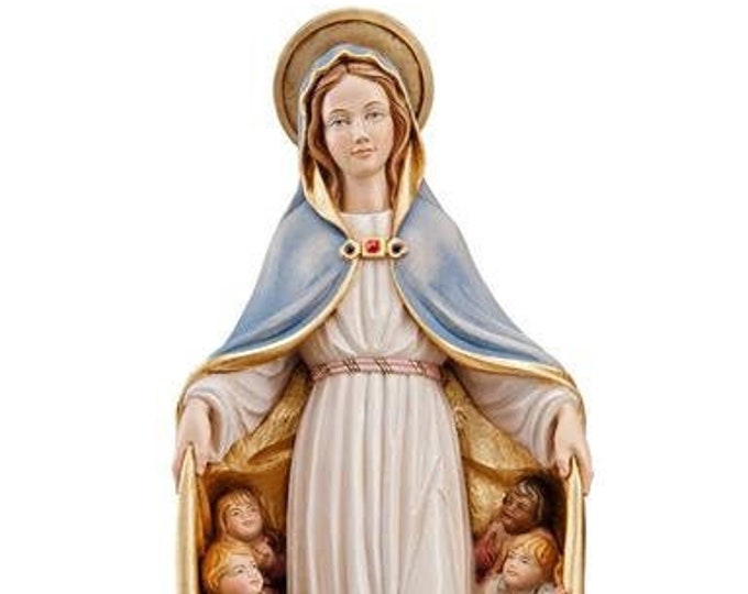 Madonna of Monte Berico statue carved in wood from Val Gardena and hand decorated of Italian artisan production