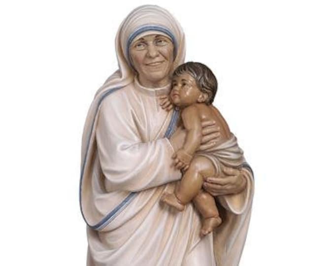Statue of Saint Mother Teresa of Calcutta carved from Valgardena wood and hand-decorated by Italian artisan production