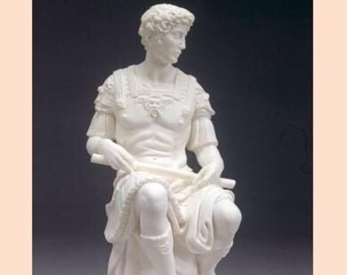 Classical sculpture " Lorenzo De Medici ", cm 25 (9.84 inches) in alabaster powder, marble base, handcrafted, made in Italy