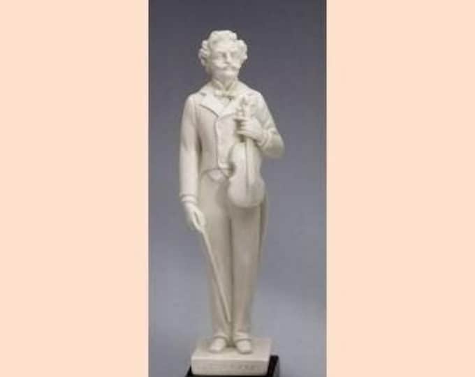 Classical sculpture Richard Strauss, cm 26 (10.23 inches) in alabaster powder, marble base, handcrafted, made in Italy
