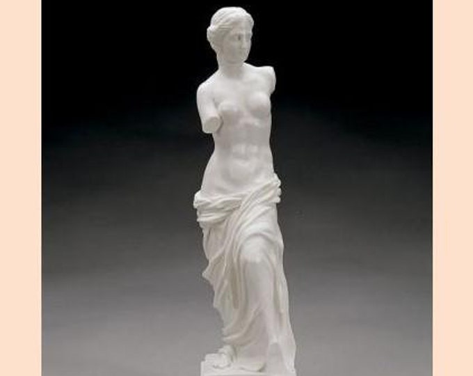Classic sculpture "Venus de Milo", cm 38 (14.96 inches) in alabaster powder, marble base, handcrafted, made in Italy