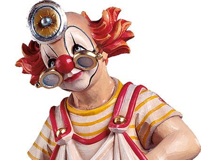 Clown Doctor statue carved in Valgardena wood and hand-decorated, of Italian artisan production