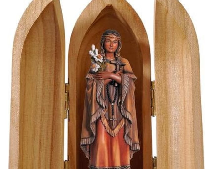 Statue of St. Catherine Tekakwitha in carved niche in valgardena wood decorated by hand of Italian artisan production