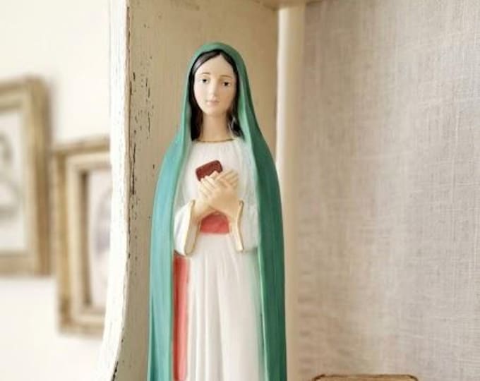 Statue of Our Lady of Revelation 20 cm (7.87 inches) in solid resin marble decorated by hand, Italian artisan production