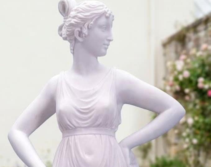 Classic sculpture "Ballerina del Canova" in alabaster powder, marble base, 65 cm (25.59 inches) of Italian artisan production.