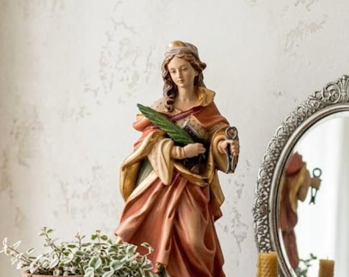 Statue of Saint Apollonia carved in Valgardena wood and hand-decorated, Italian artisan production, various sizes
