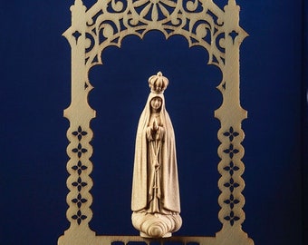 Statue of Our Lady of Fatima in the niche, carved in valgardena wood decorated by hand of Italian production