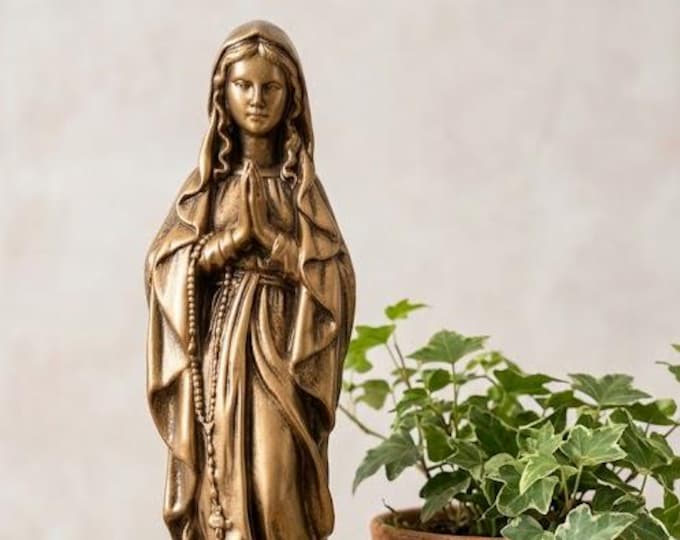 Statue of Our Lady of Lourdes 31 cm (12.20 inches) in resin with bronze decoration, handcrafted in Italy