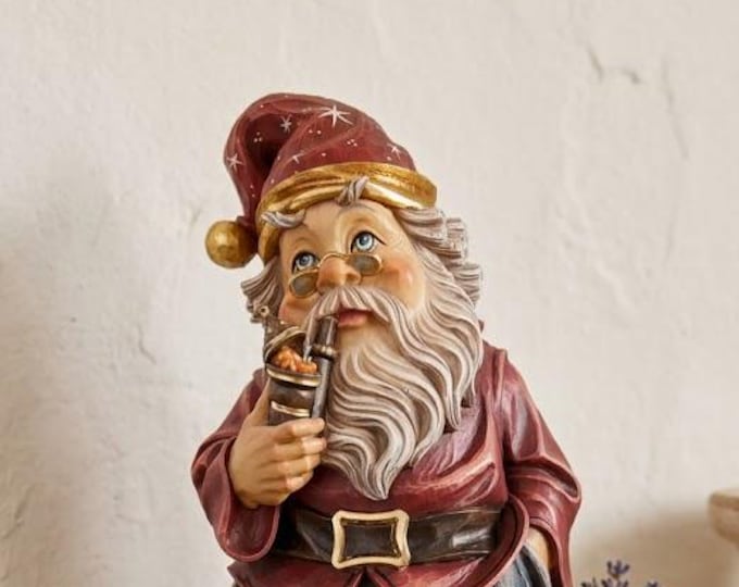 Statue of the Chief Gnome carved from Valgardena wood and hand-decorated, handcrafted in Italy.