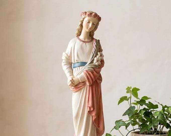 Statue of Saint Philomena 21 cm (8.26 inches) made of alabaster powder, hand-decorated, artisanal production, made in Italy
