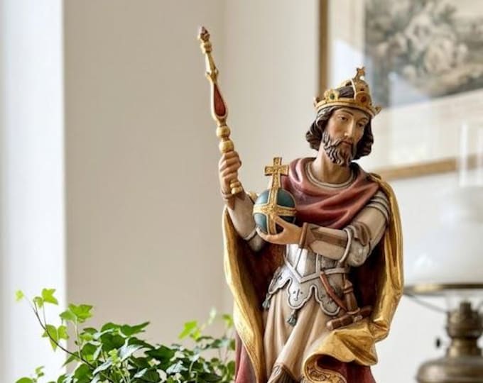 Statue of Saint Stephen of Hungary, carved from Valgardena wood and hand-decorated, handcrafted in Italy.