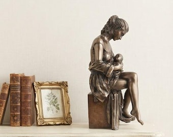 Classical sculpture of Motherly Love, 24 cm (9.44 inches) in bronzed resin marble, handcrafted