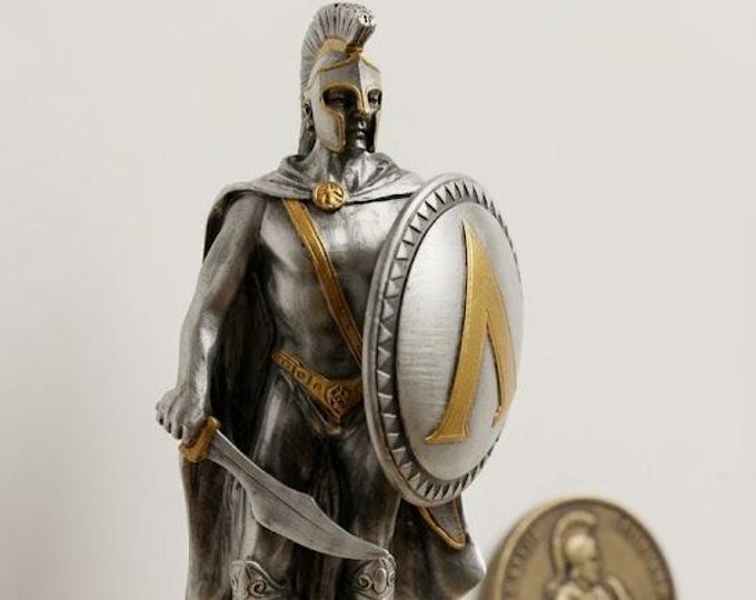 Classical sculpture of a Spartan warrior in combat, 11 cm (4.33 inches) in solid pewter, hand-decorated, artisanal, made in Italy