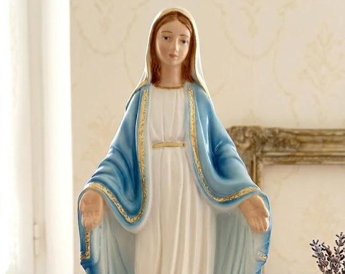 Statue of the Miraculous Madonna 22 cm (8.66 inches) in plaster, hand-decorated, Italian artisan production