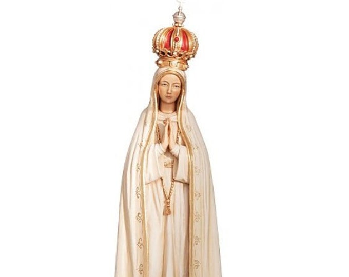 Statue of Our Lady of Fatima with crown carved in Valgardena wood and decorated by hand, Italian artisan production, various sizes
