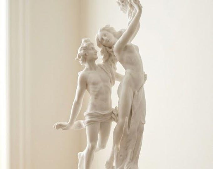 Classical sculpture "Apollo and Daphne" made of alabaster powder, marble base, 49 cm (19.29 inch) of Italian artisan production.